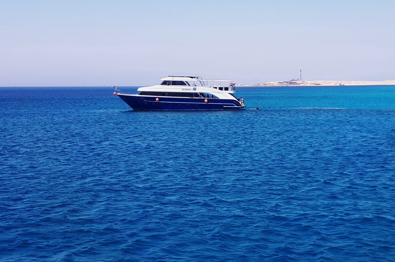Endless blue sea, Hurghada