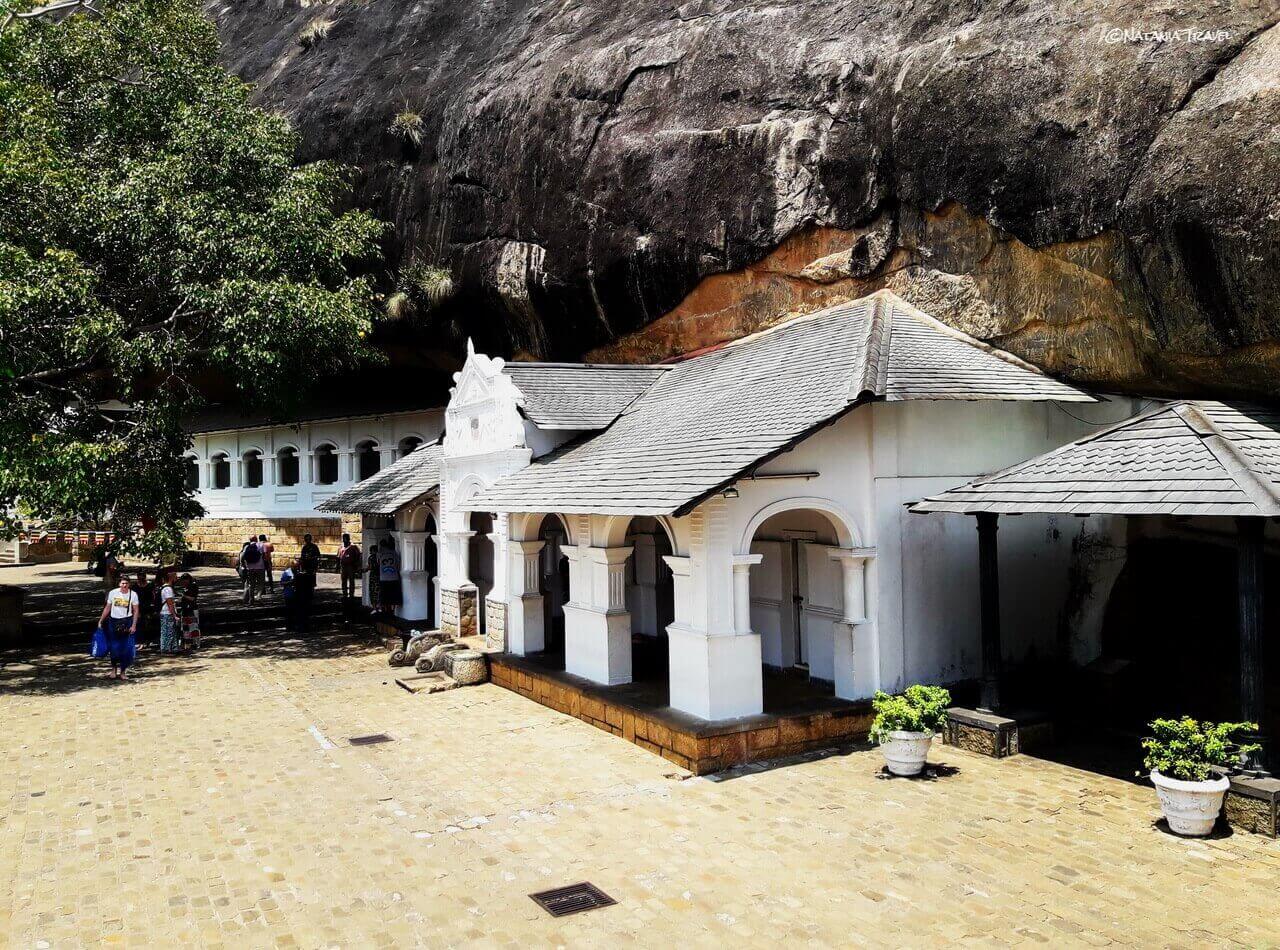Dambulla Cave Temple Dambula Hram