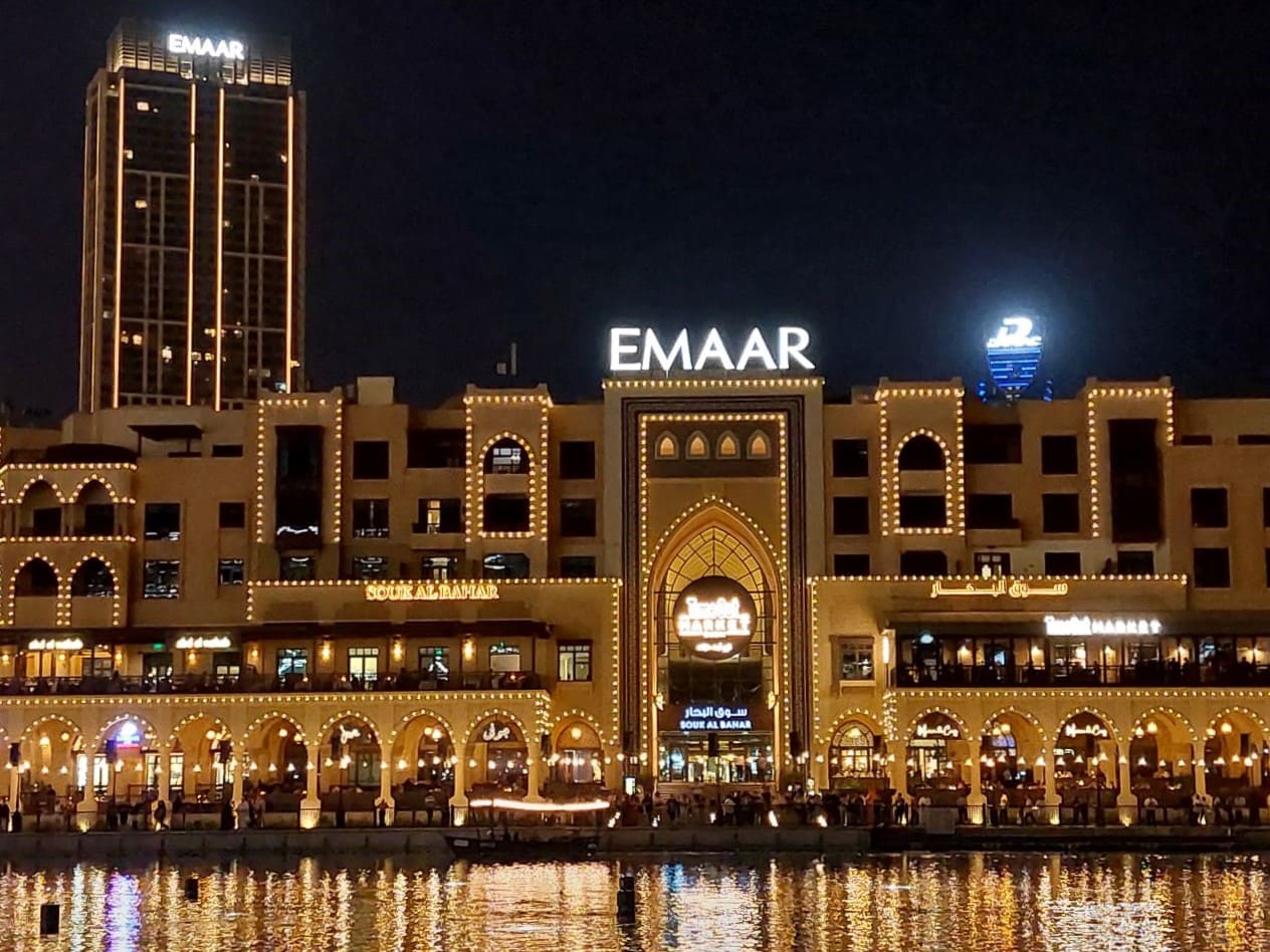 Dubai Mall Soak Al Bahar by Night