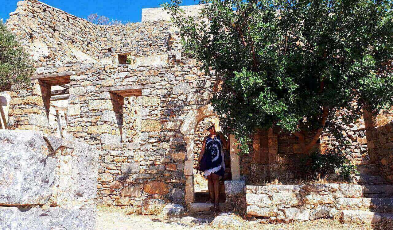 Spinalonga, remains of houses