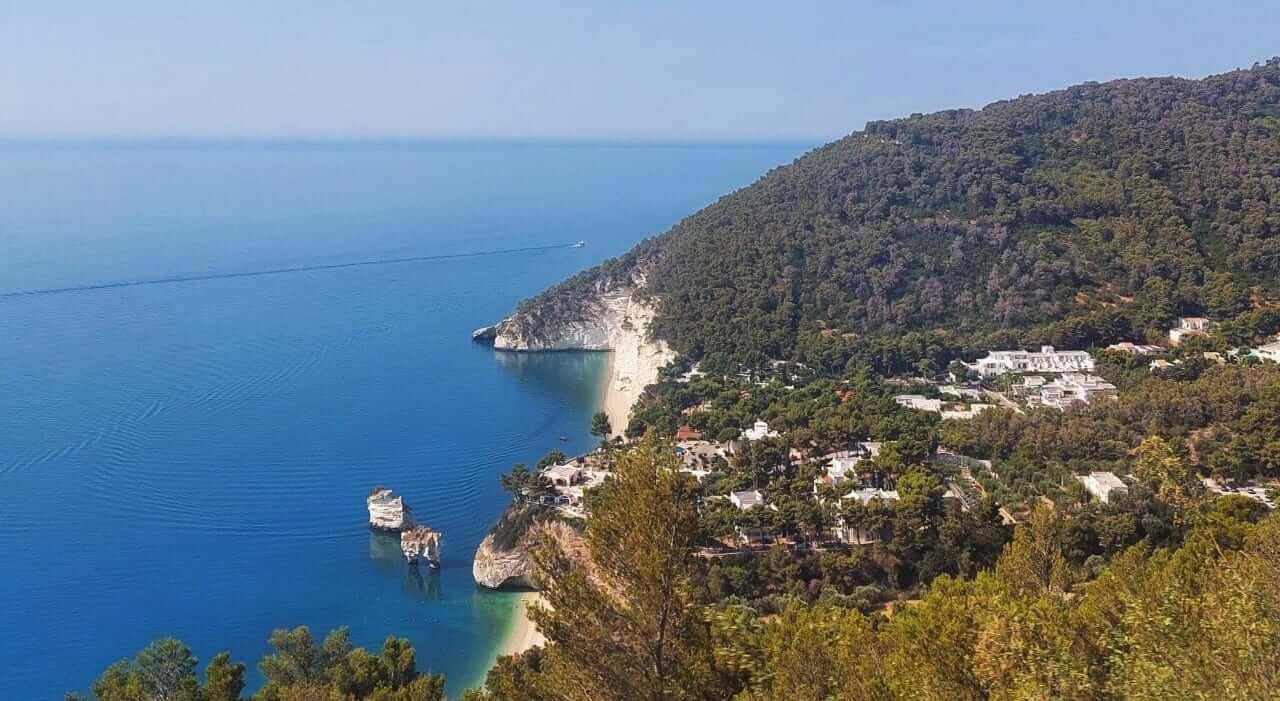 Gargano Caves, Baia delle Zagare Beach
