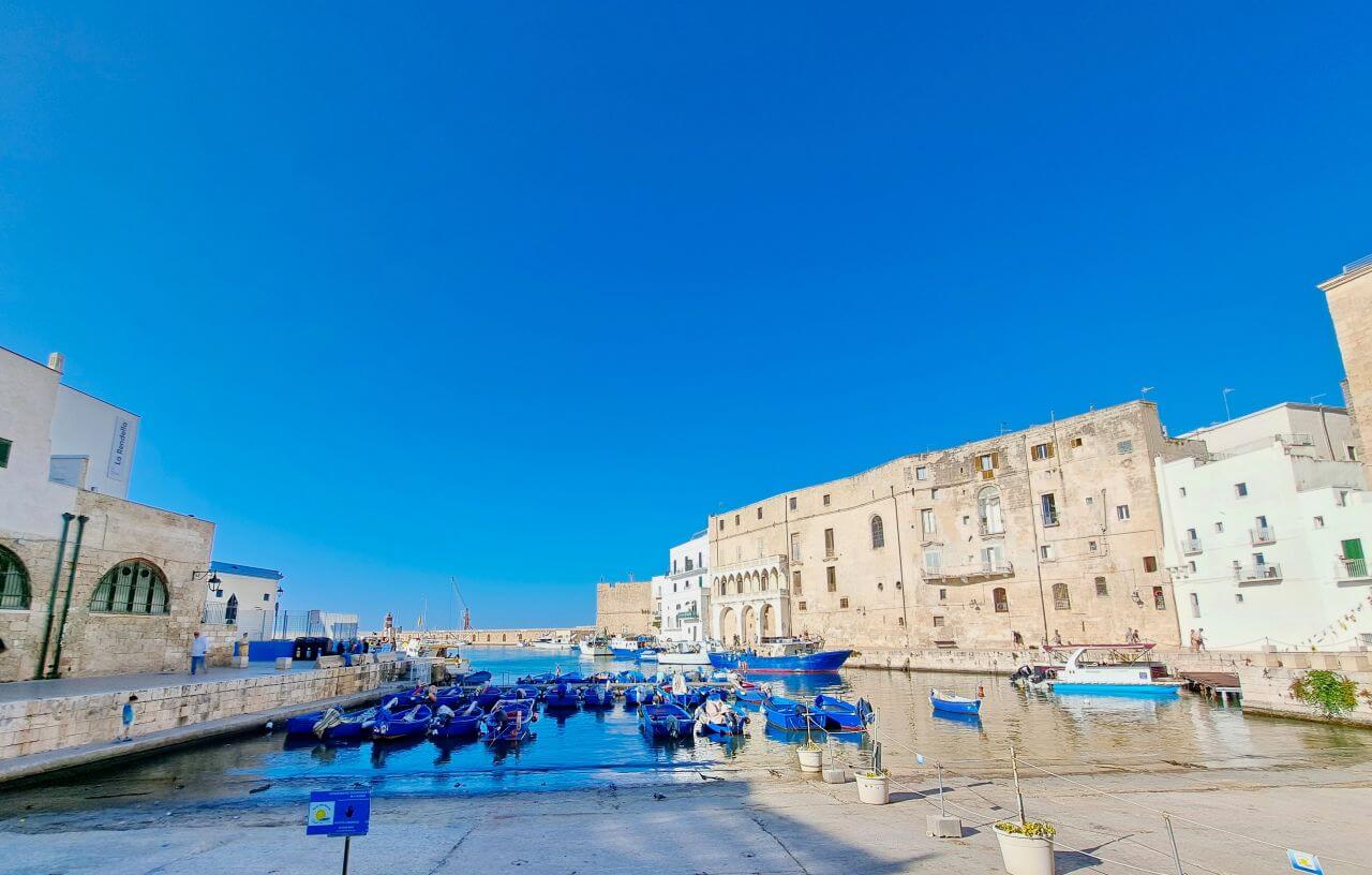 Monopoli Old Port