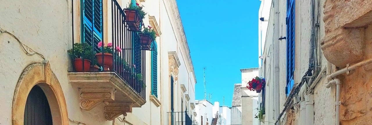 Locorotondo street, Puglia