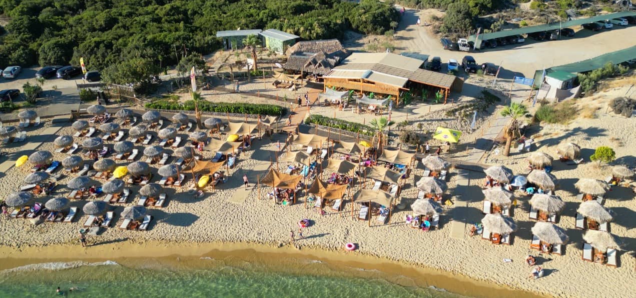 La Roca Beach Bar, Ammolofi Beach, beaches near Kavala