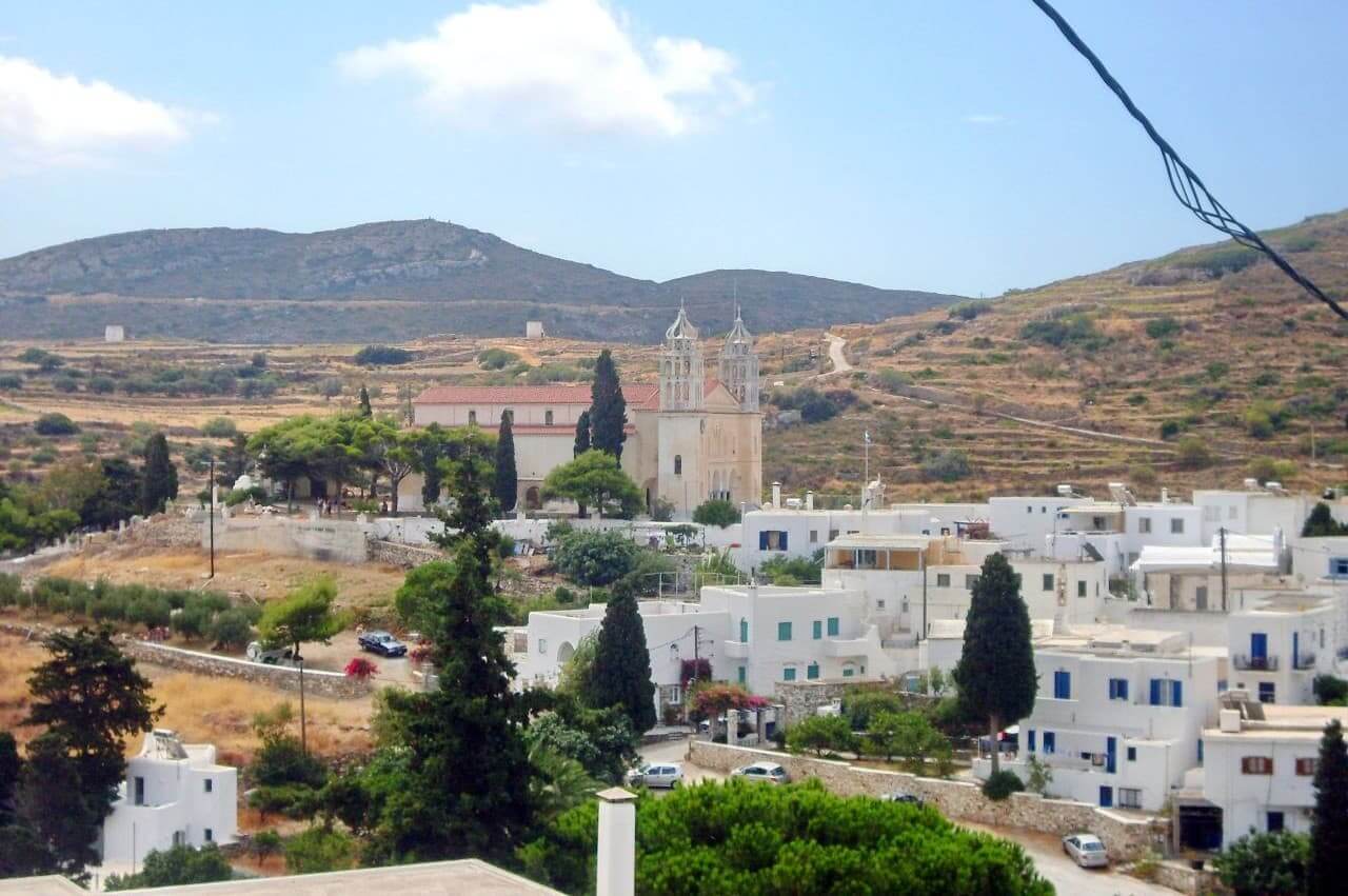 Paros, Lefkes village