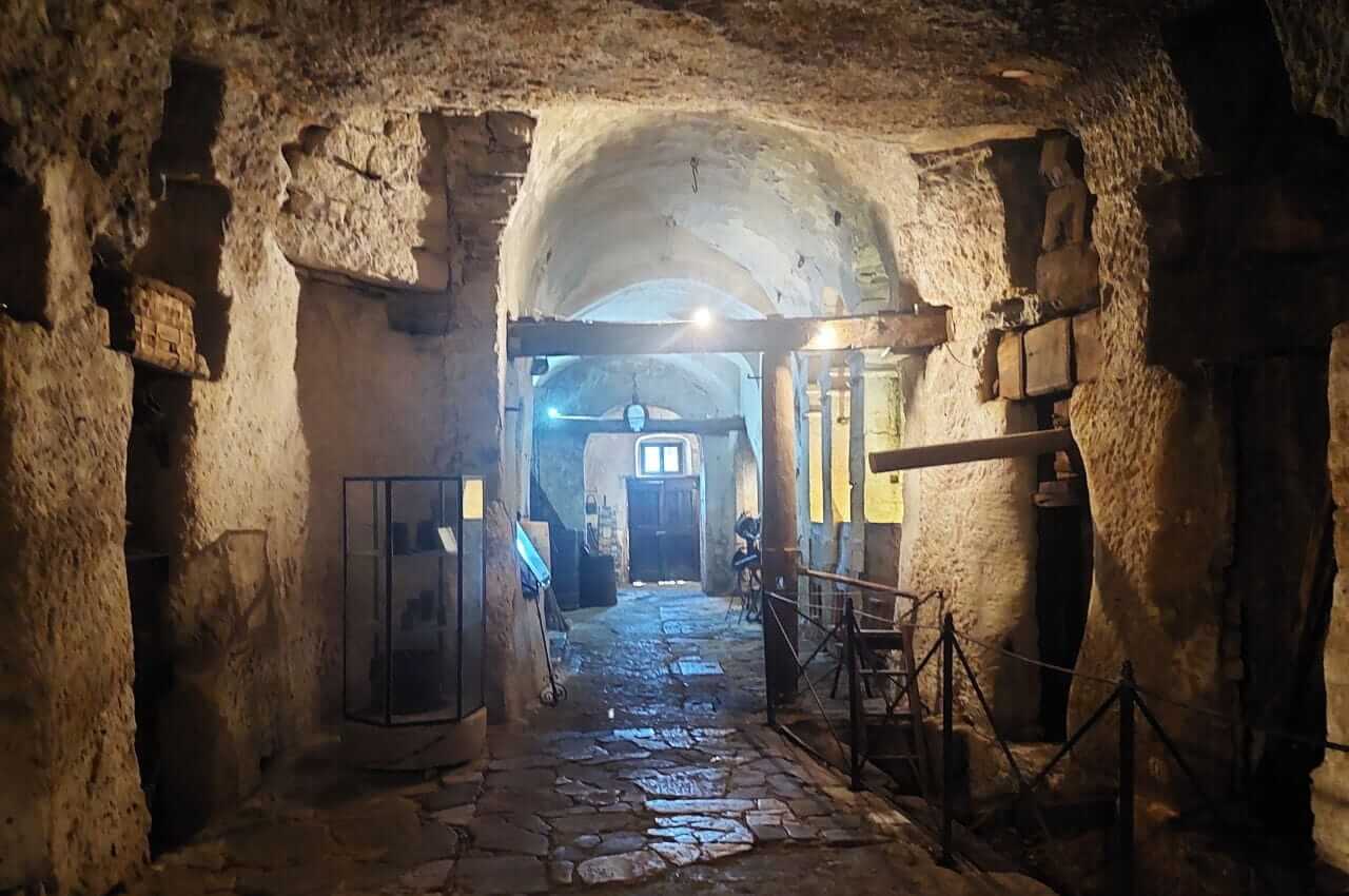 Vico del Gargano, inside the Museo Trappeto Maratea