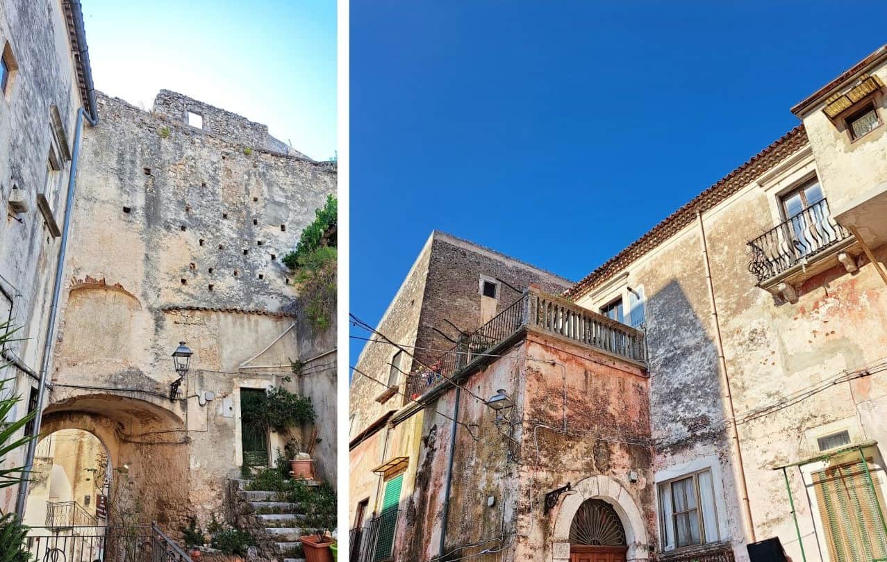 Vico del Gargano, courtyard of the Normanno Castello