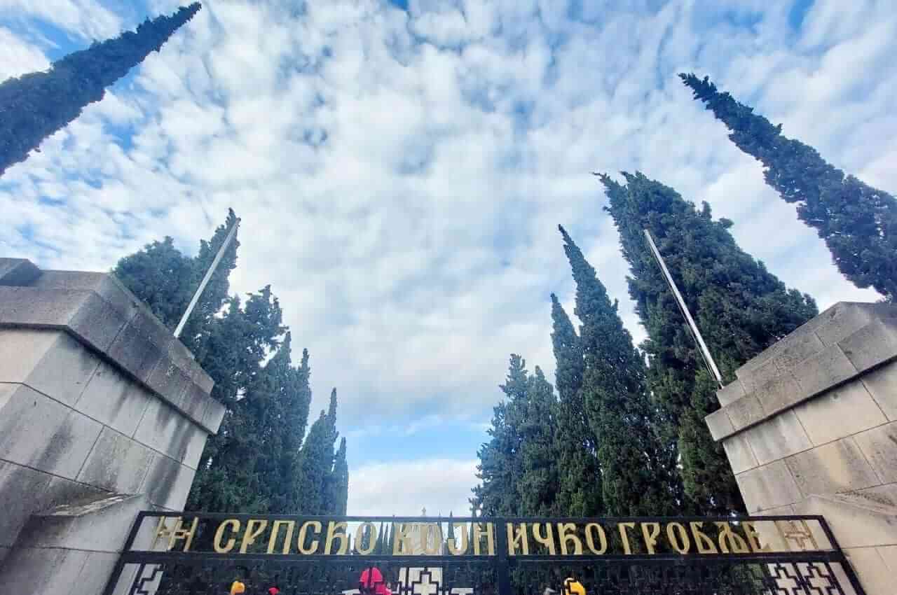 Thessaloniki Zeitenlik, the Serbian Military cemetery. Solun, Zejtinlik, srpsko vojničko groblje