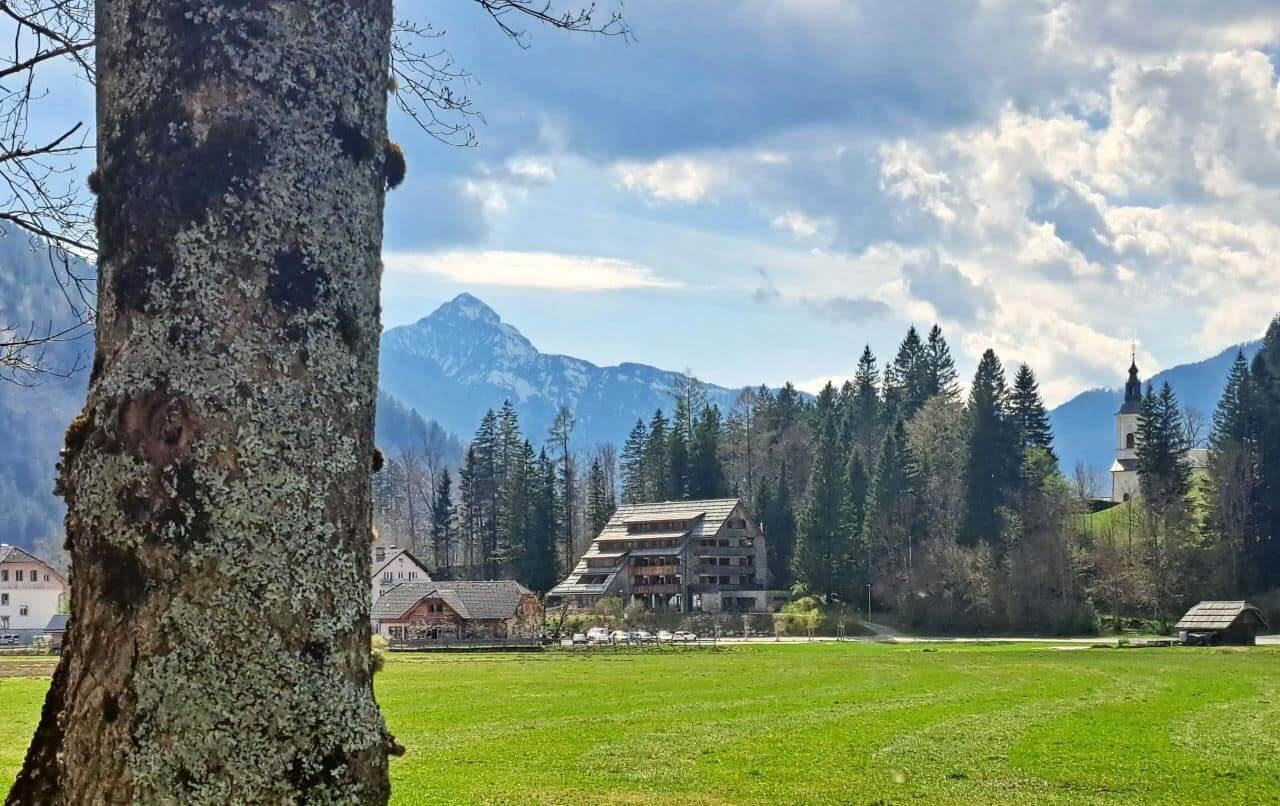 Vila Planinka in Jezersko village
