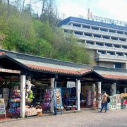 20260419_125547 Hotel Jama and souvenir shops, Postojna Hotel Jama and souvenir shops, Postojna