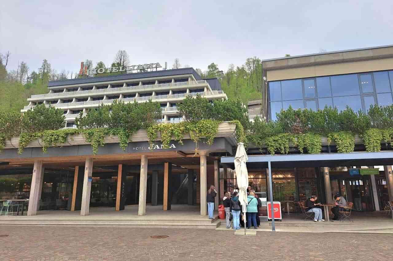 Hotel Jama, Postojna