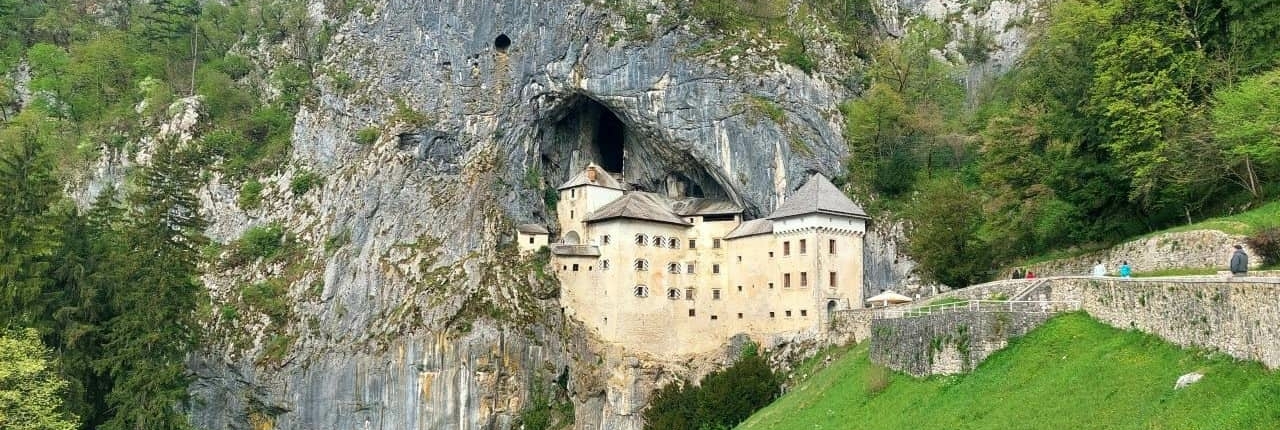 Predjama Castle, Slovenia. Predjamski dvorac, Slovenihja