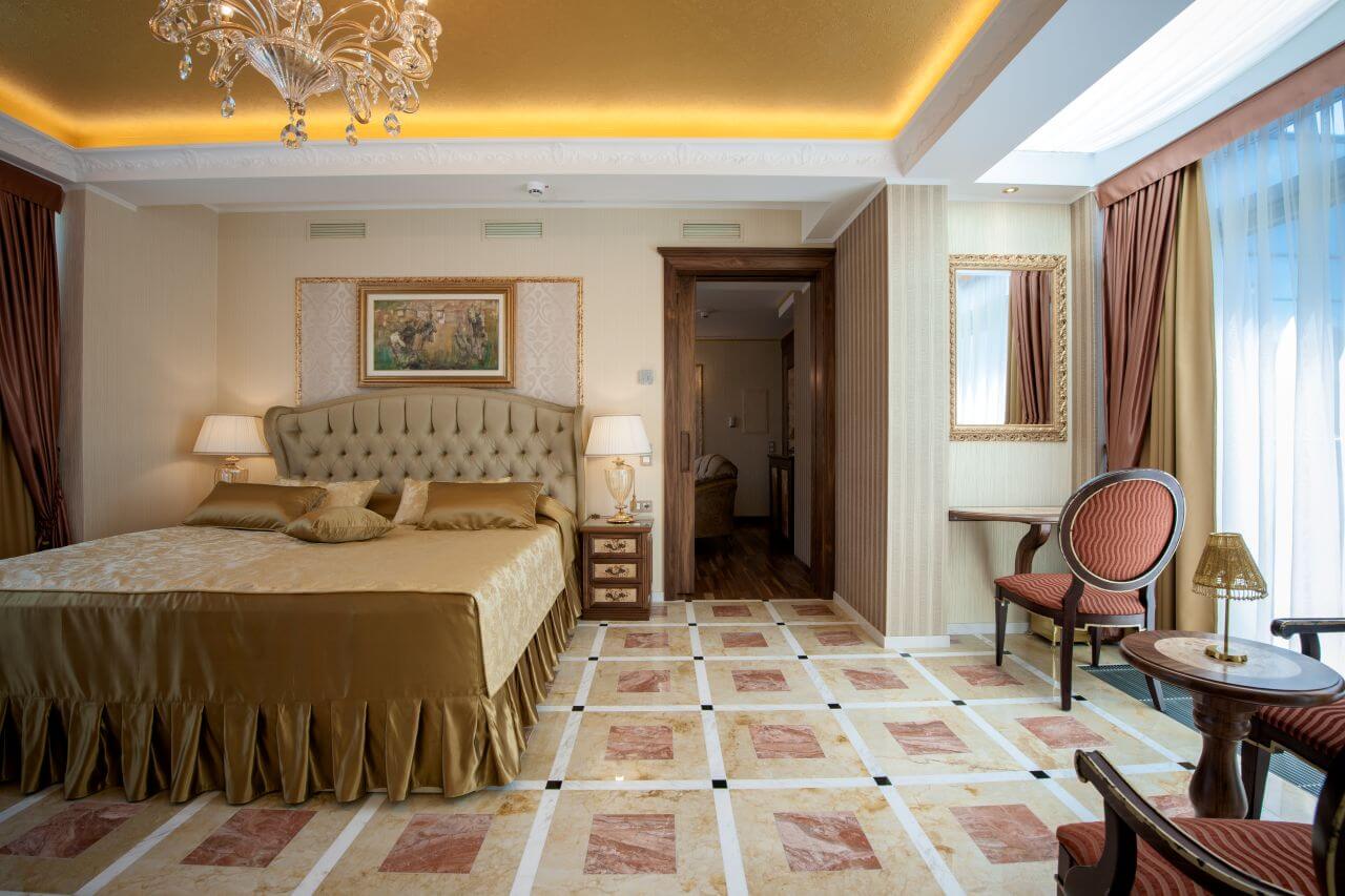 Room of the Royal apartment Aleksandar, Grand Donat Hotel Superior