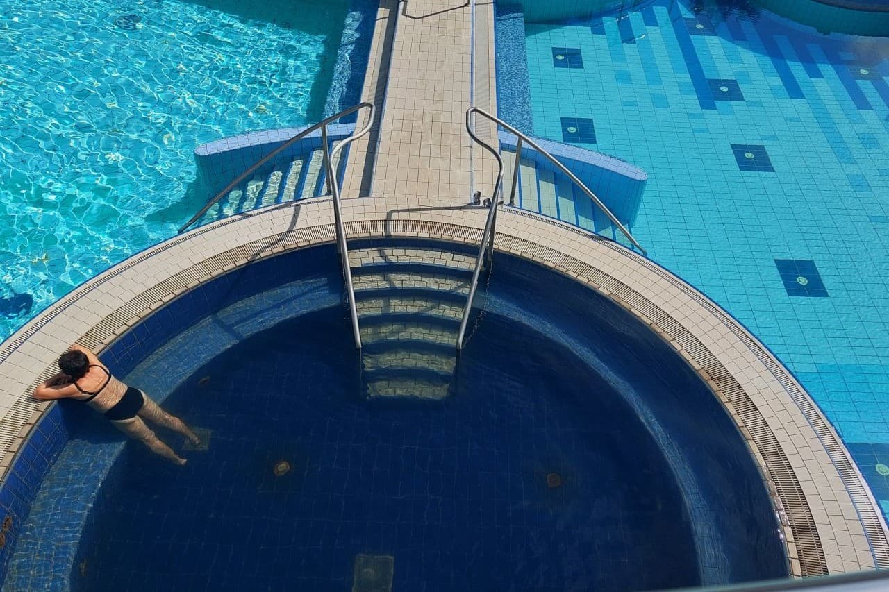 Moravske Toplice, Terme 3000, Pool with black thermal mineral water, Prekmurje